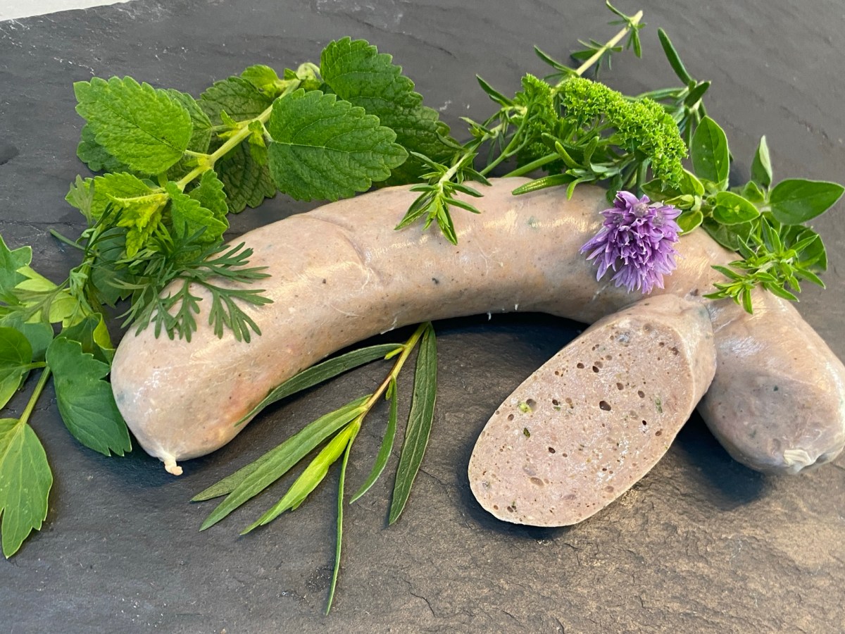 Wilde Kräuter Bratwurst, Rehwild Grillspieße & Reh&nbsp;Cheeseburger