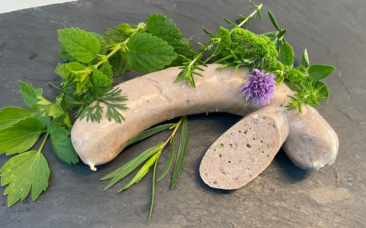 Wilde Kräuter Bratwurst, Rehwild Grillspieße & Reh&nbsp;Cheeseburger