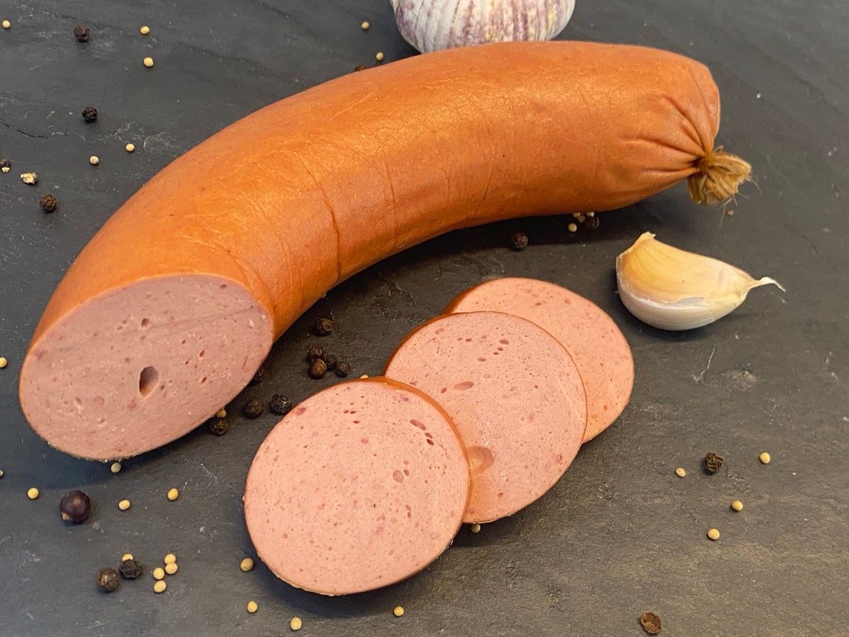 Wildfleischwurst, Pfefferbeißer und Wildschweinspeck